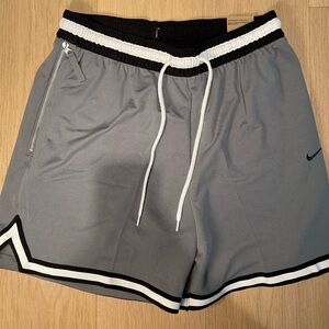 NWT Men’s Nike Shorts
